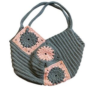 Tote Bag LARGE AND HEAVY Crochet Floral Gray and Pink